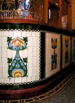 Tiled bar in the Lion Tavern, Liverpool, c. 1905